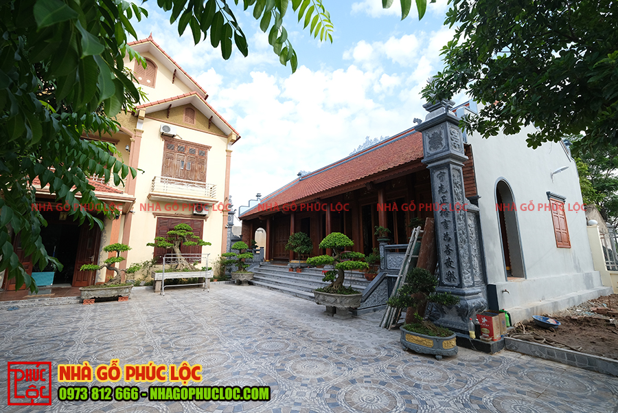Nhà cổ truyền kết hợp nhà hiện đại mái Thái 