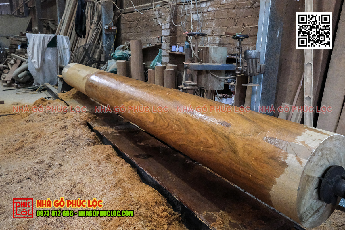 Cột gỗ Lim lào 