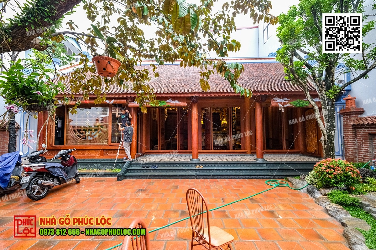 Nhà thờ gỗ 3 gian 1 buồng